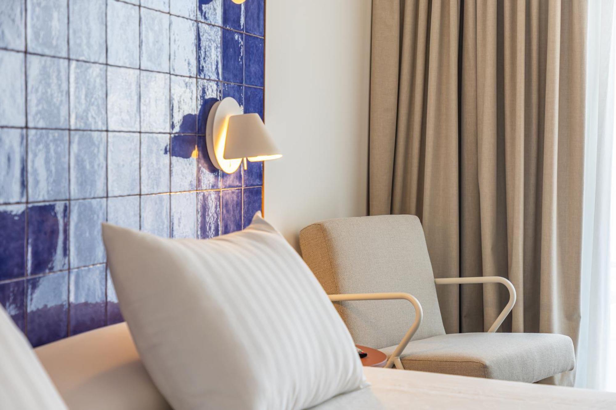 Perla Marina 4*