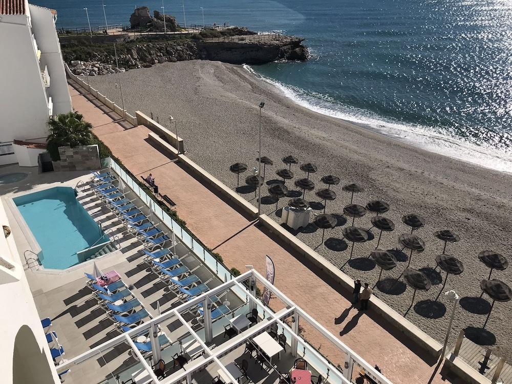 Perla Marina Hotel